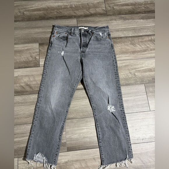 Women’s Levis Wedgie Straight Distressed Jeans Size 29 Dark Wash Button Fly - Picture 1 of 6